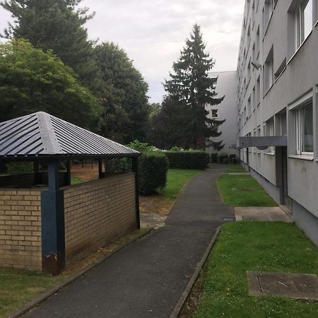 Au Petit Bonheur Imprevu Apartment Douai Exterior photo